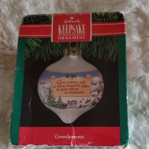 6/$20 1991 Hallmark Christmas Ornament-Grandparents